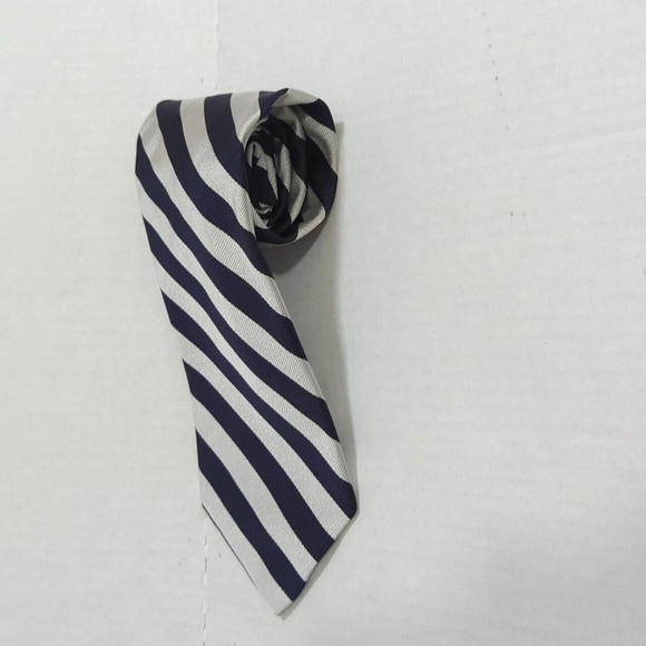 Brooks Brothers Makers Men's Silver/Navy Striped Silk Tie Made in the USA - New - Picture 2 of 7